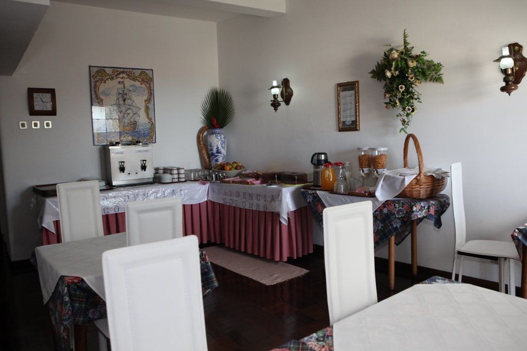 Residencial Colombo Bed and Breakfast Funchal  Buitenkant foto